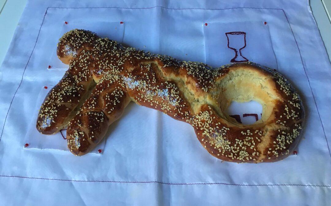 Shlissel challah
